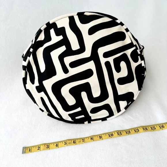 Ubuntu Life Weekender Bag Black Kuba Size Large - Picture 5 of 13